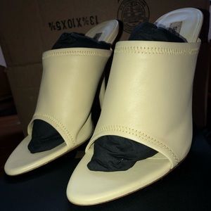 Season 6 yeezy - Lambswool Stretch Leather Mule